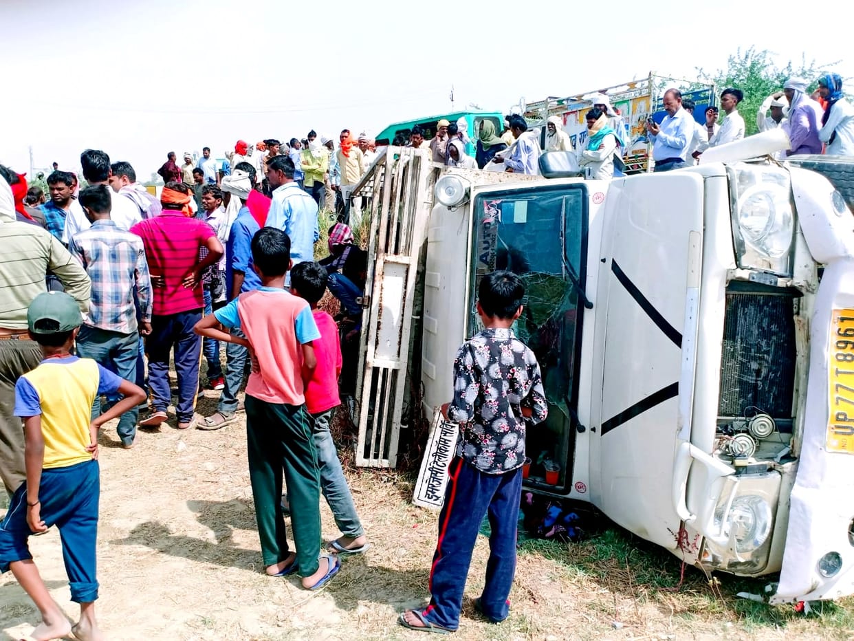 Fierce collision of pickup and bike in Kanpur, three people died on the spot