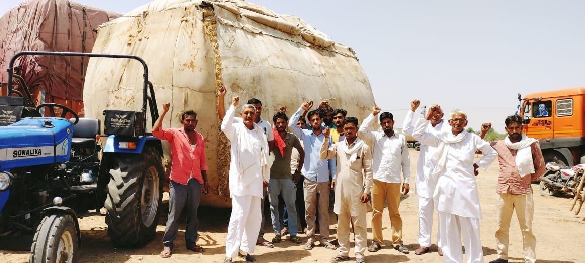 20 thousand challan deducted from tractor laden with rag, uproar