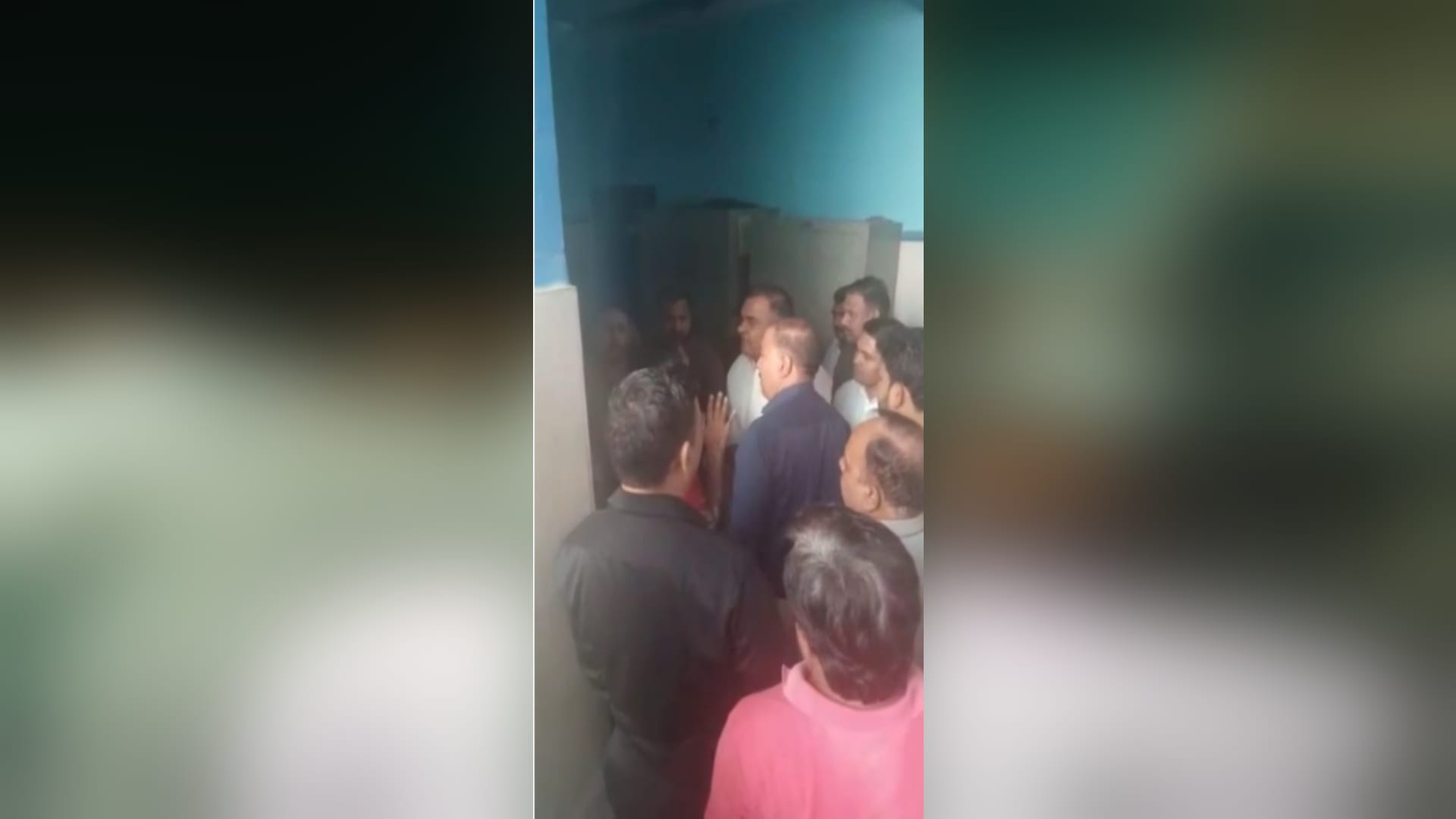 UP News: Clashed in BSP leaders during meeting of board Meerut see photos