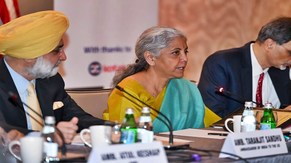Finance Minister Nirmala Sitharaman Birthday Special Interesting Facts in Hindi