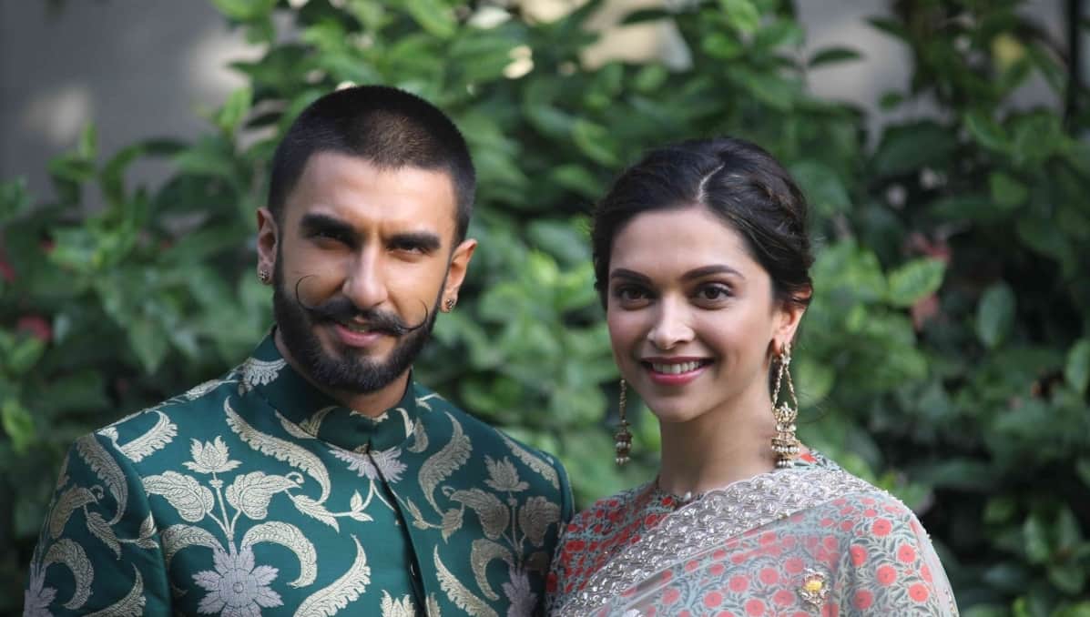 Ranveer Singh shared his picture and wrote that waiting for the comment of his wife Deepika Padukone