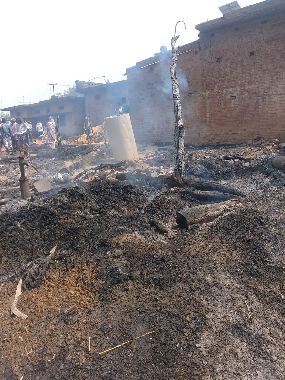 40 huts of 21 families burnt due to fire
