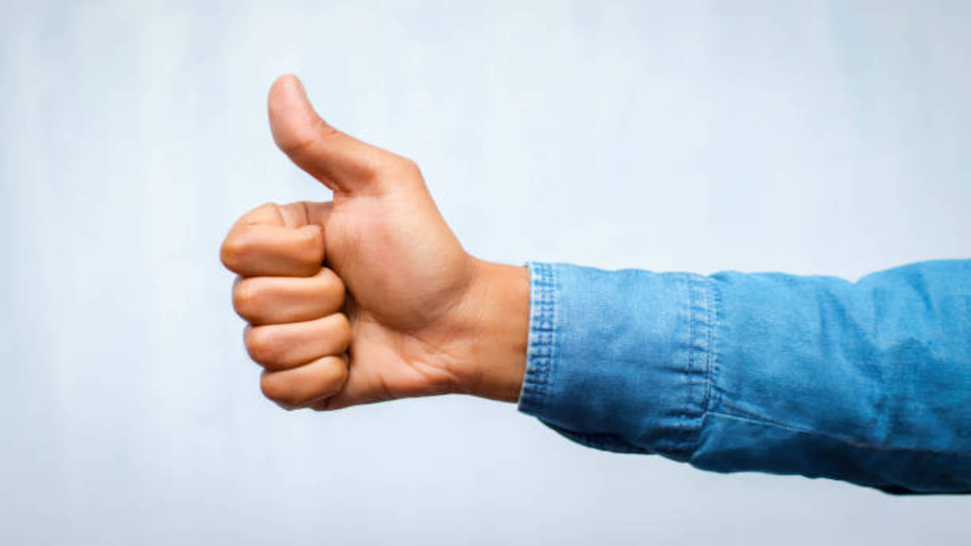 shape of the thumb can tell your future and your personality according to Samudrik Shastra