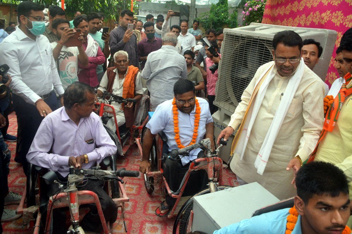 Government came forward to help Divyangjan: Kashyap