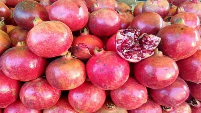 What are the Health and Nutritional Benefits of Pomegranate know anar khane ke fayde in hindi