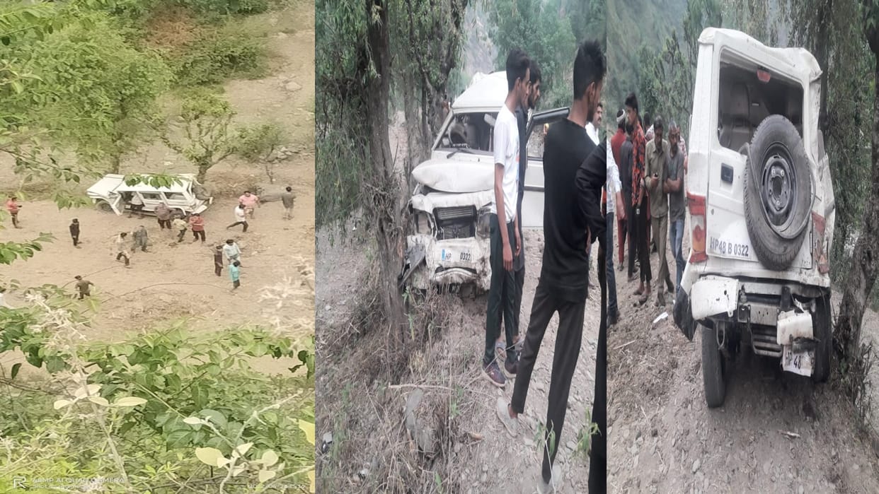 Road accident: Bolero car accident on Chamba-Sarahan road, school students injured