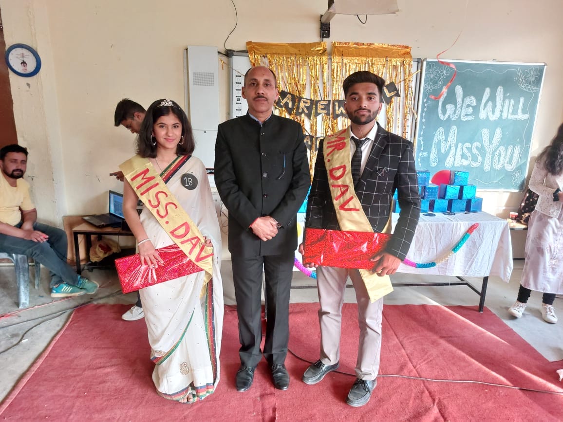 fairwell party clelebreted in dav school kokhai