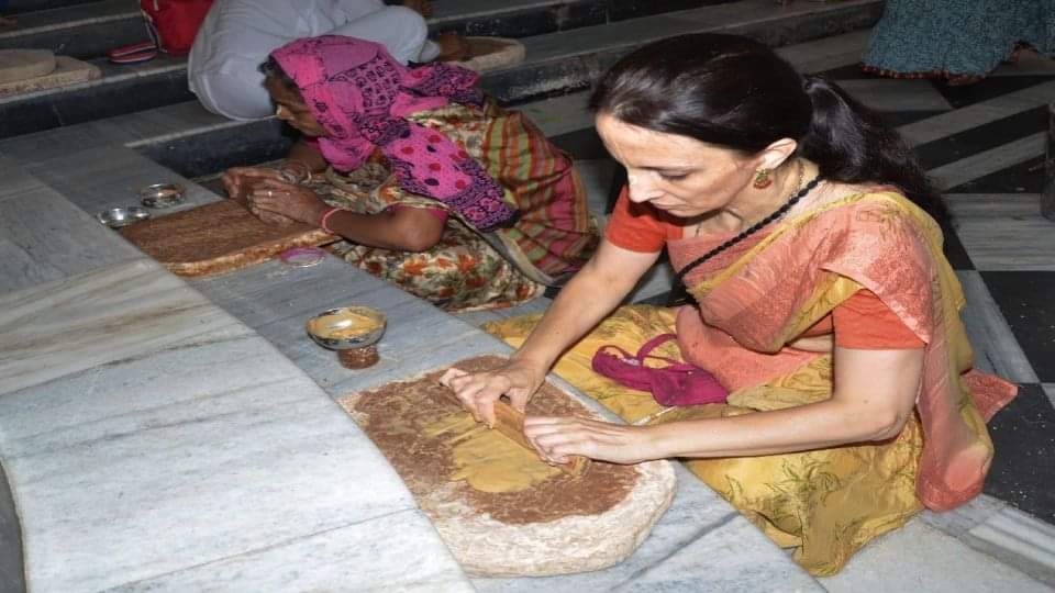 Sawan 2022 Daan Donate These Things In Sawan Month For Good Luck In Hindi