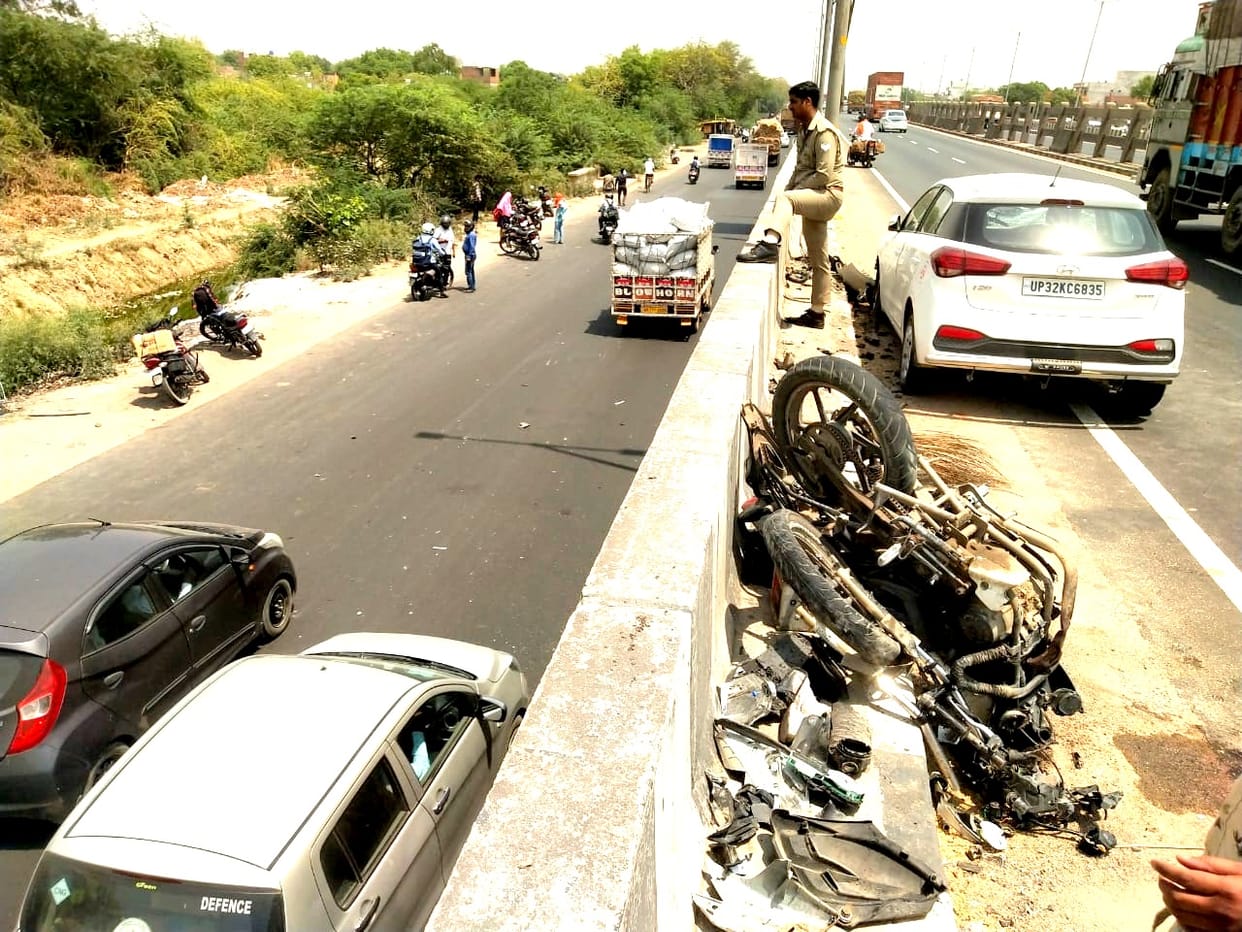 Uncontrolled car and bike collision in Kanpur, two died in accident