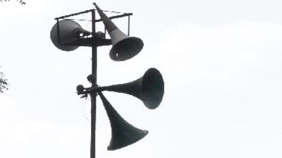 Loudspeakers removed from 756 religious places in agra zone
