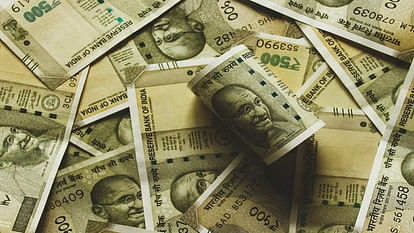 CBI recovers Rs 6 crore in cash from govt official arrested for taking bribe in Pune