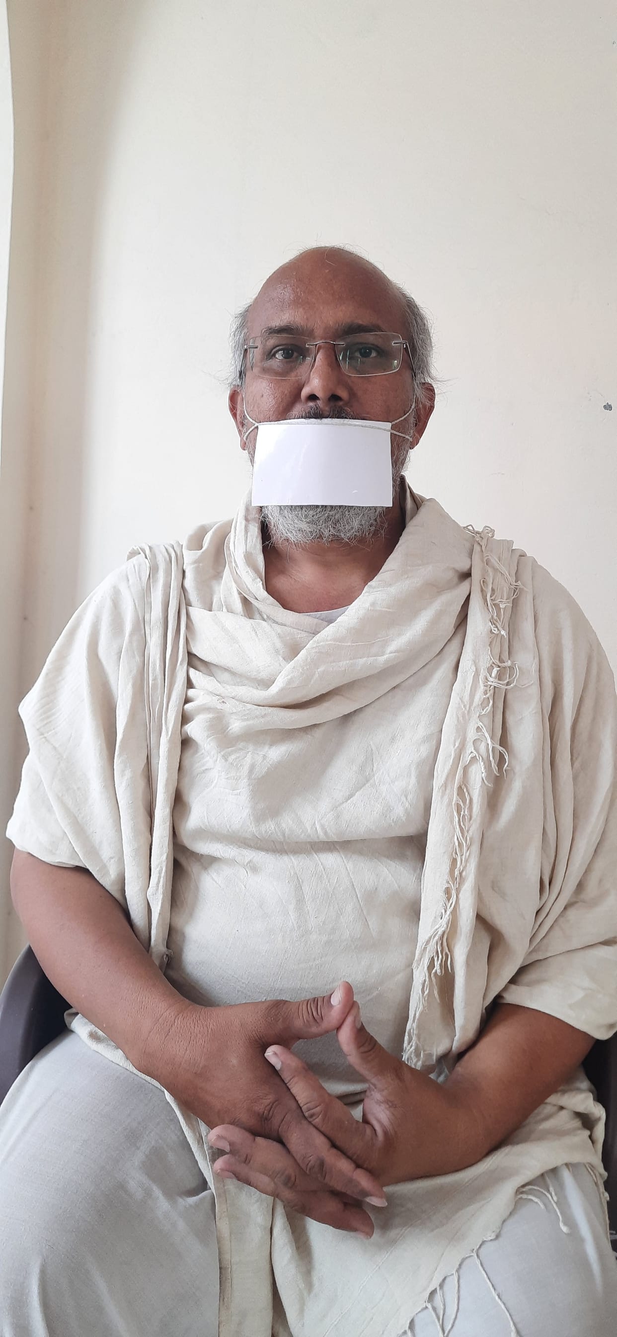 Man has knowledge, but lacks conduct: Mani Bhadra