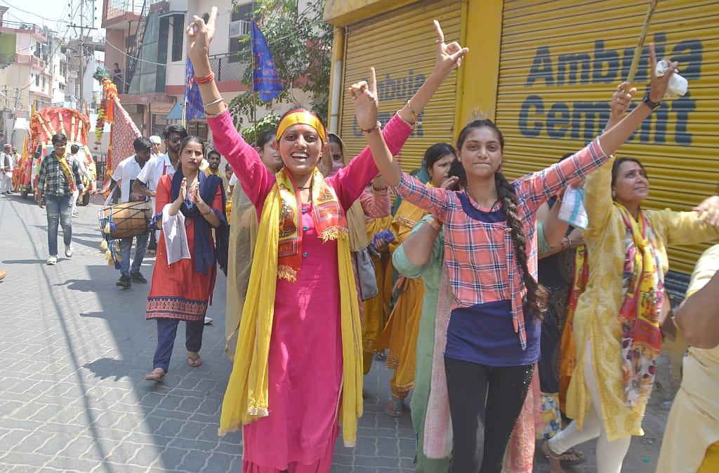 baba shyam sahara mandal nahan organised shyam khattu sobhyatra  on  wednesday  27 april
