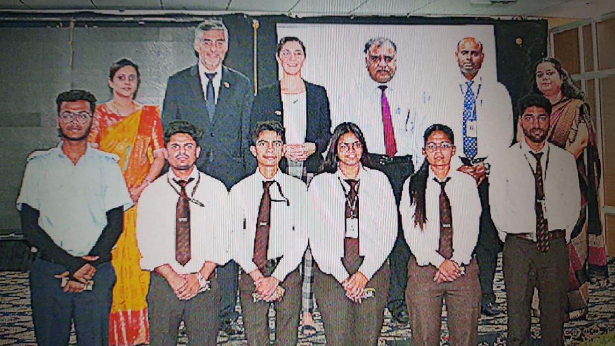 Meerut News : Chile has been with India at every step Chile's ambassador to IIMT University interacts with students