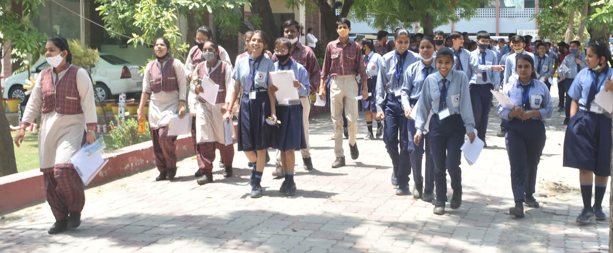 10th English exam held, faces were seen in bloom