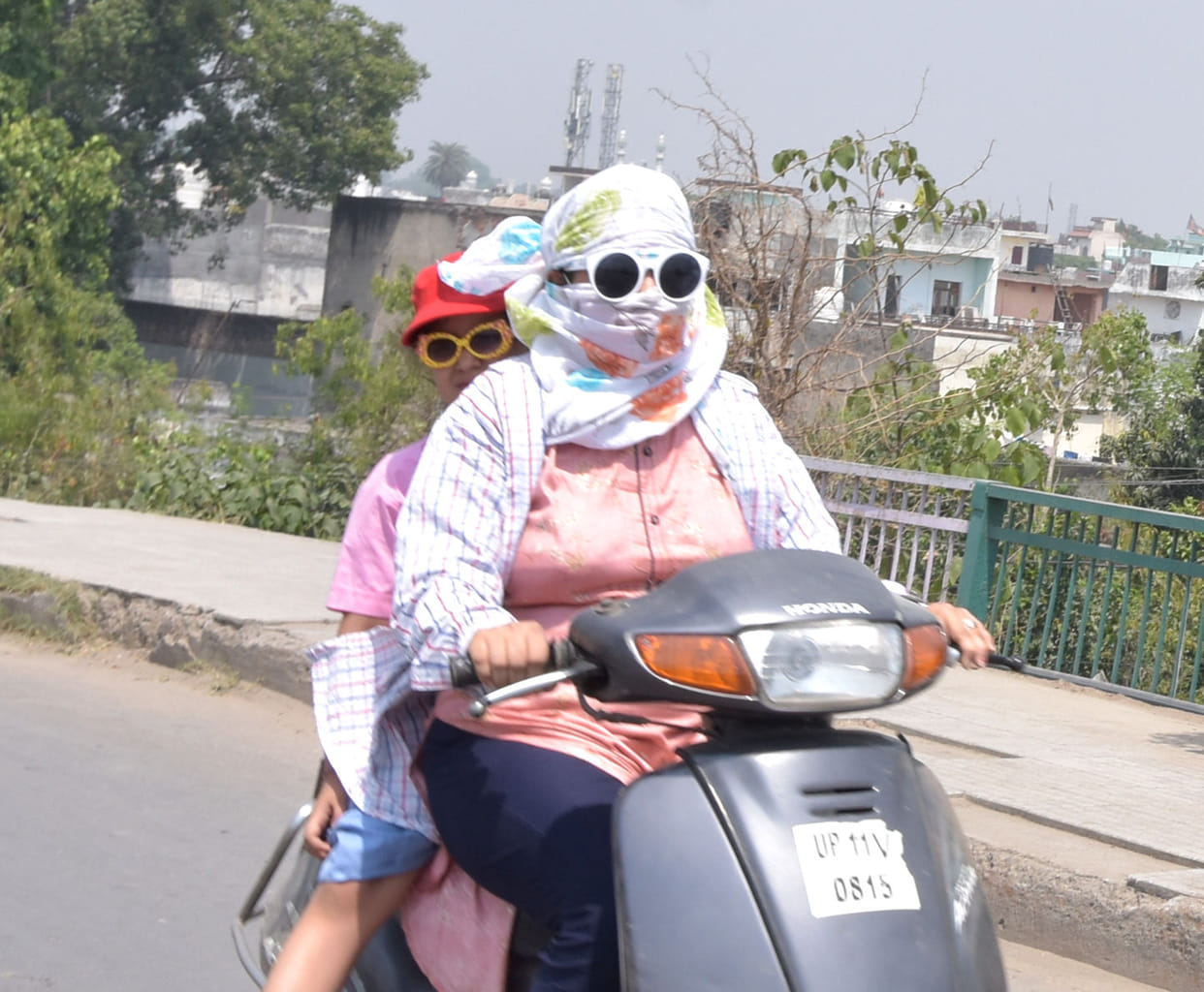 The mercury reached 41 degrees, suffering from heat