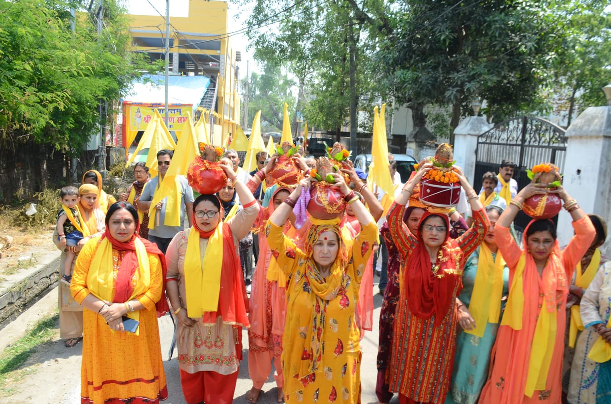 The festival of Lord Parshuram Jayanti started, women took out the Kalash Yatra