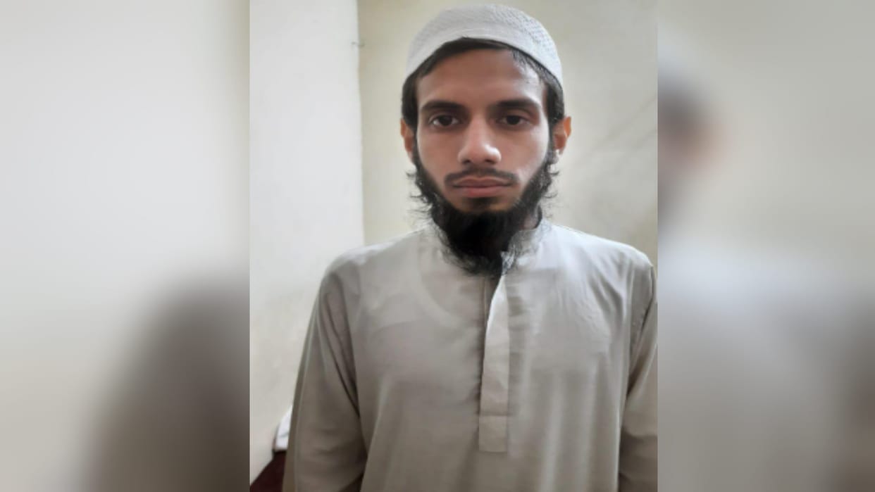 Lucknow: ATS detains a suspected Bangladeshi youth from Deoband, forged documents recovered