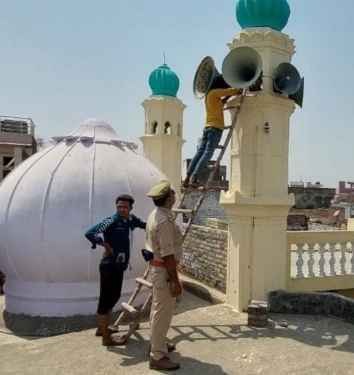 Hathras: Removal of loudspeakers at religious places without permission