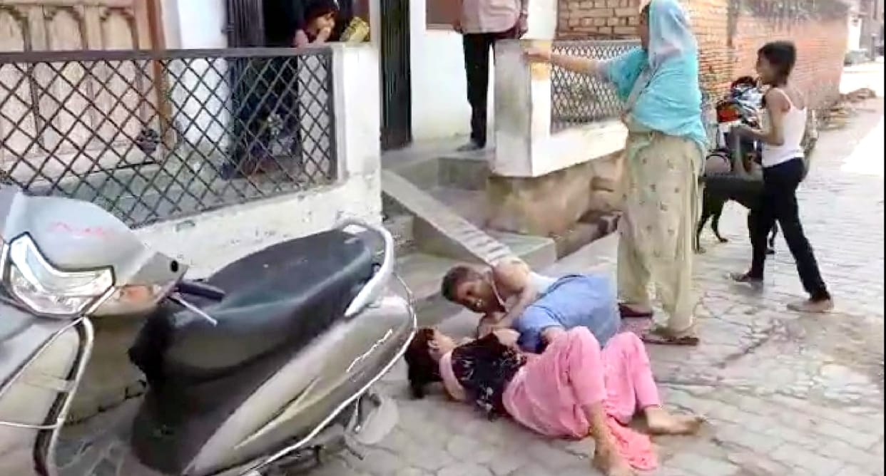 Video of assault with woman went viral in Hamirpur