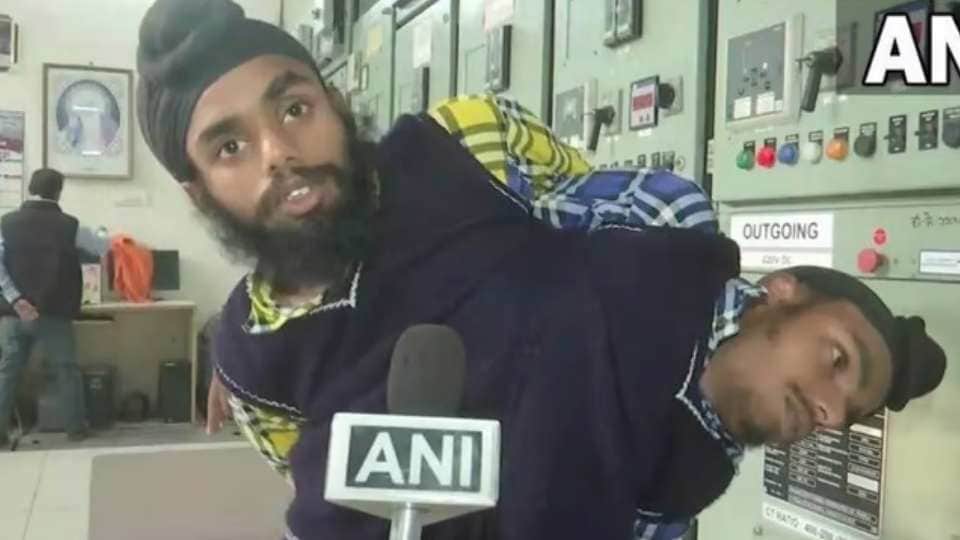 Sohna and Mohana Singh got different passports