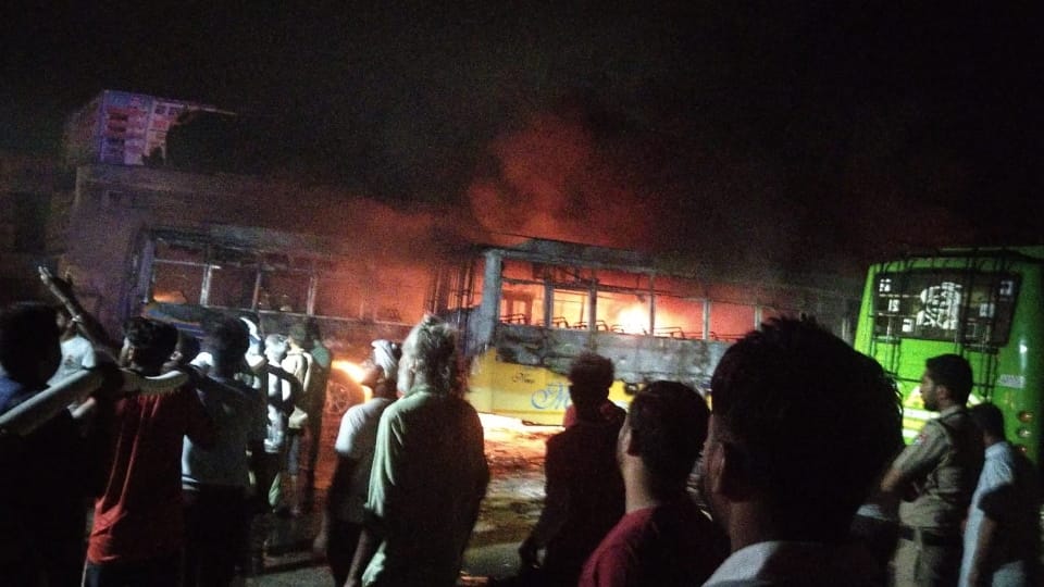 Fire Broke out in Buses standing at Bhagta Bhaika Bus stand of Bathinda