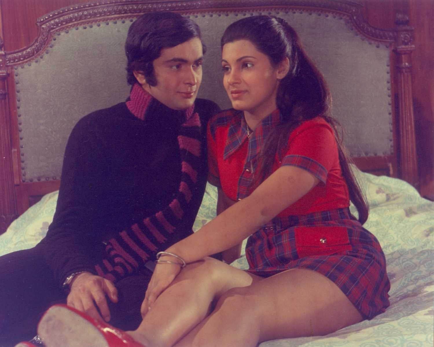 Rishi Kapoor death anniversary: Rishi Kapoor was called the Sweaterman of Bollywood actor love for Sweater becomes the style statement in the 80's