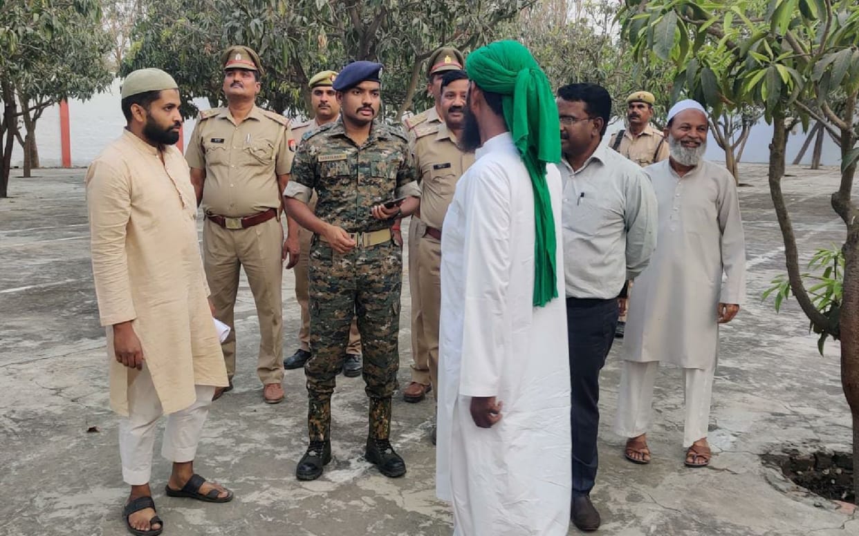 CO and city magistrate visited the shrines