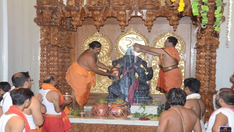 Varad Vallabha Ganapati Temple open for devotees in agra