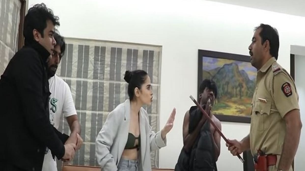 Hilarious prank with urfi Urfi Jawed she get caught shooting adult film Find out what happened next