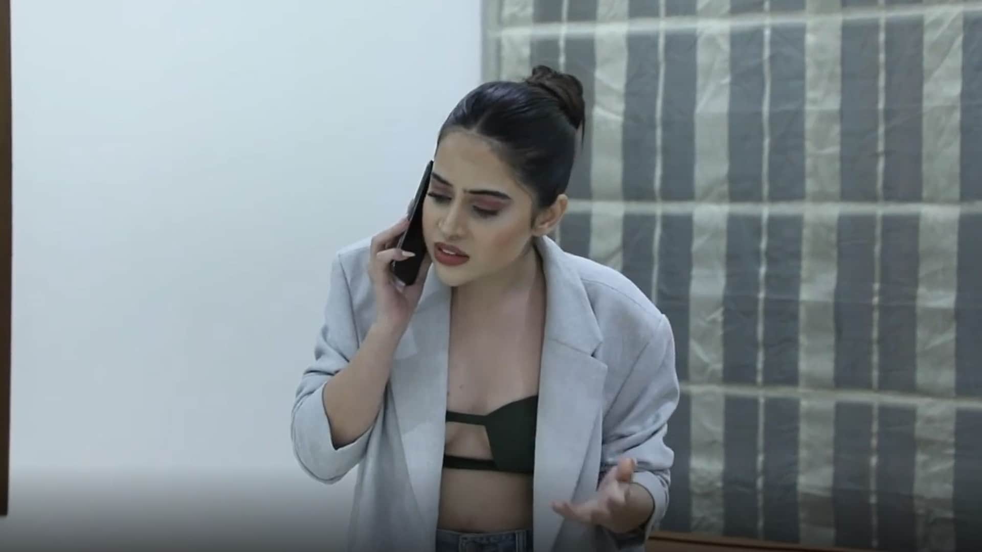 Hilarious prank with urfi Urfi Jawed she get caught shooting adult film Find out what happened next