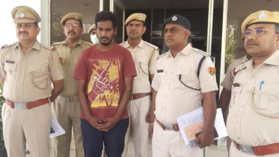 Accused who tried to cheat in name of CM Ashok Gehlot arrested from Visakhapatnam