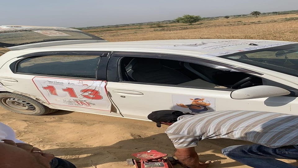 Agra taj car rally off road driving fun Cars running on bumpy roads