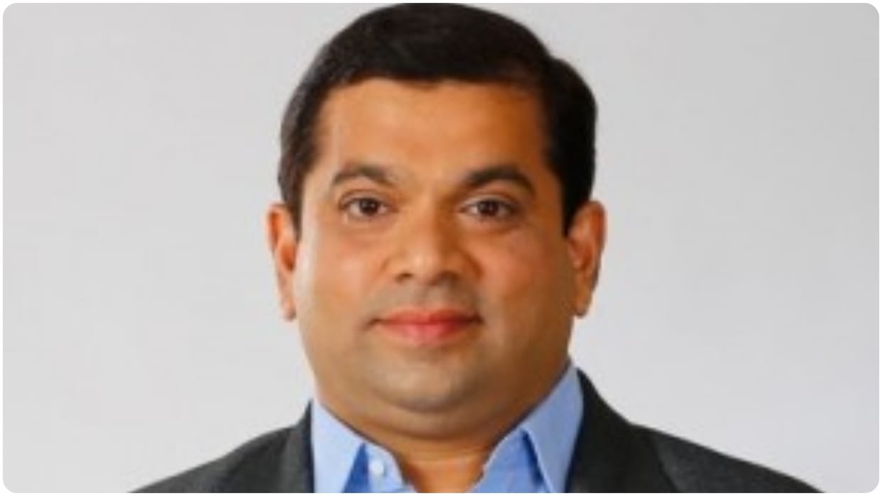 Goa minister Rohan Khaunte appealed that Parents must stop treating smartphones as rewards for children