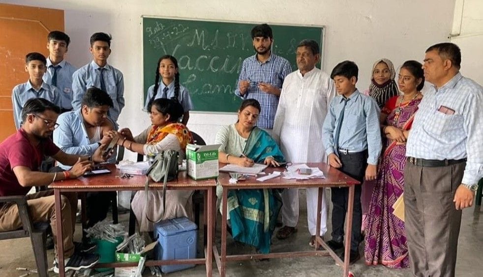 Hathras: 74% children in the age group of 12 to 14 years got vaccinated