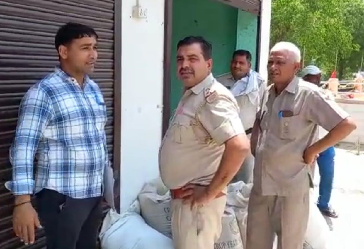 Instead of two schemes, the depot holder was giving only one ration, arrested