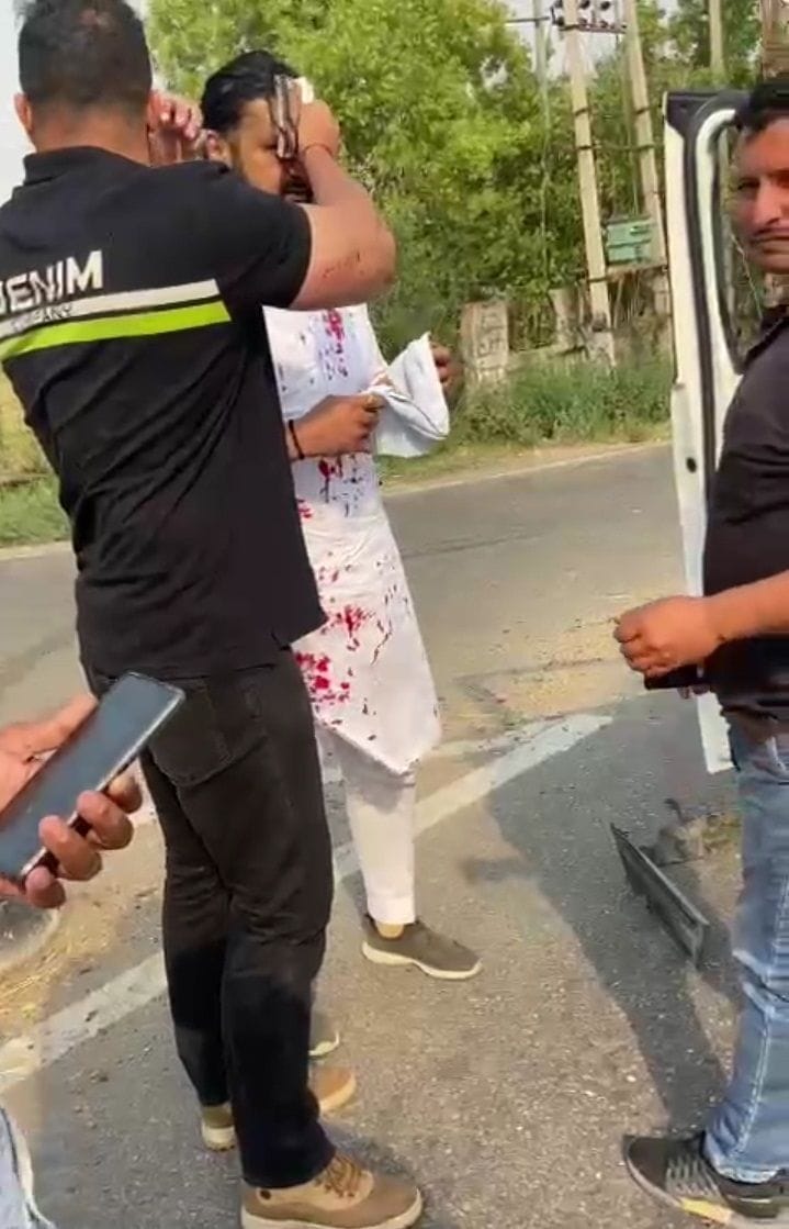 The car of the Minister of State for Sports collided with the bike, one died