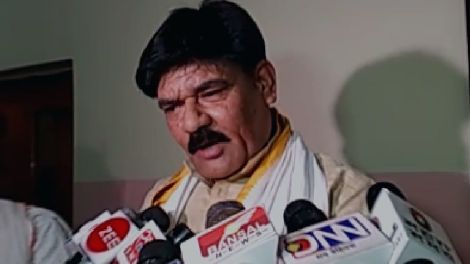 Big statement of pro-Scindia minister: OPS Bhadauria said - conspiracy was hatched in Kamal Nath's office to defeat Maharaj