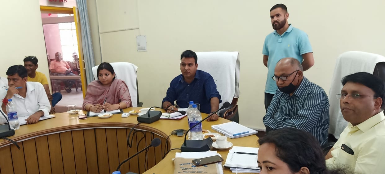 MLA expressed displeasure by raising questions on the working style of Energy Corporation