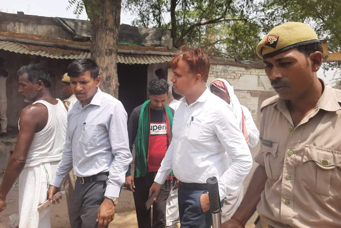 Bulldozer of Garja administration on illegal encroachment