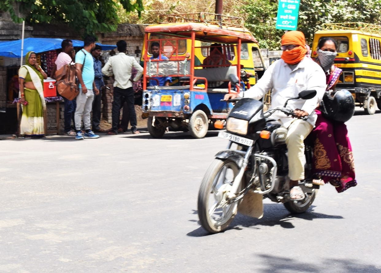 Electricity crisis from city to rural area, life in trouble