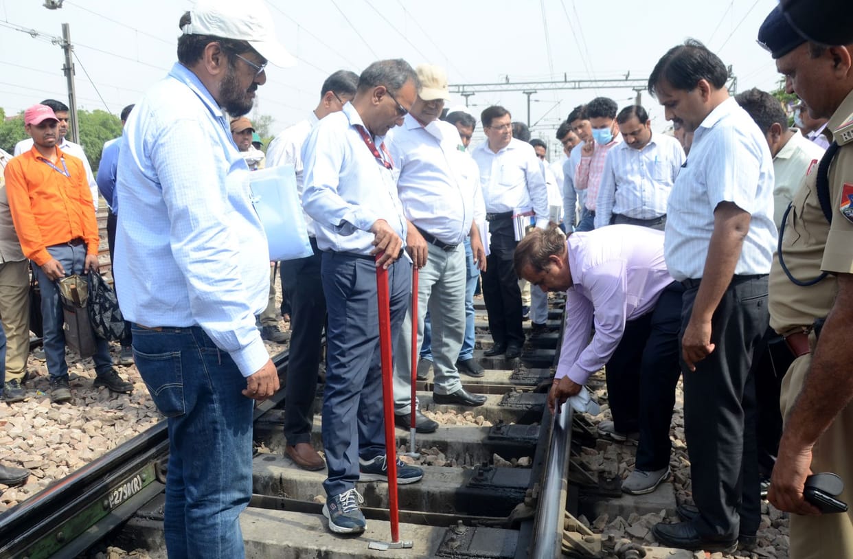 Bad condition of passenger facilities at railway station