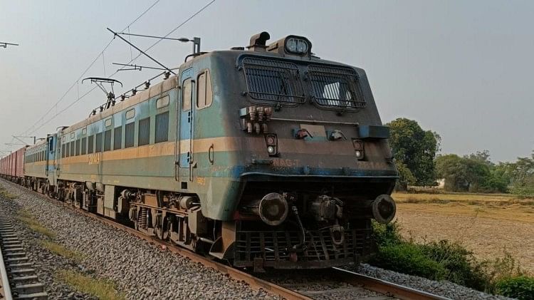 Odisha Train Derail: ओडिशा में फिर पटरी से उतरी ट्रेन, मालगाड़ी के चार डिब्बे हुए बेपटरी, बड़ा हादसा टला