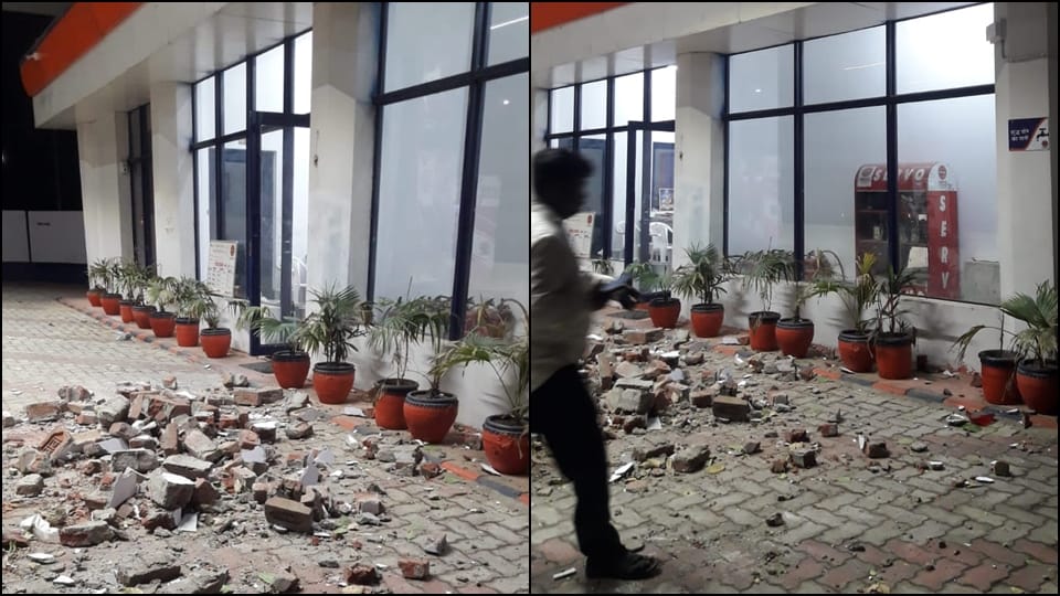 Agra: The wall of the pump collapsed in the storm the death of a four-year-old child