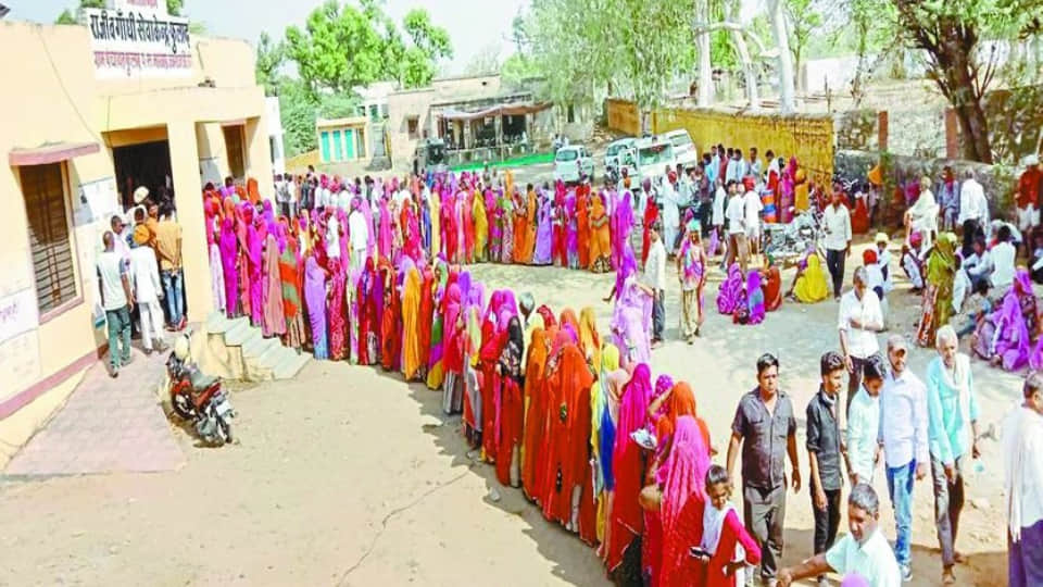 Palis Phulad village became alcohol free after voting in Rajasthan