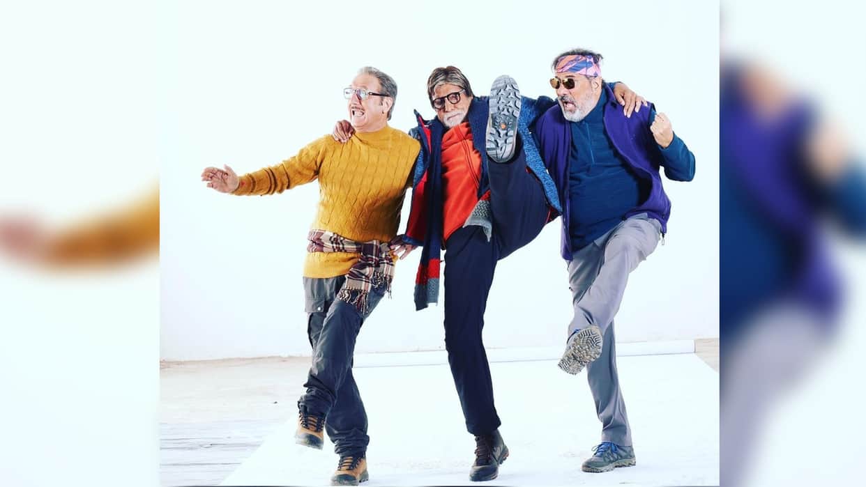 Amitabh Bachchan shared a funny picture with Boman Irani and Anupam Kher, said ye umra ka takaza hai