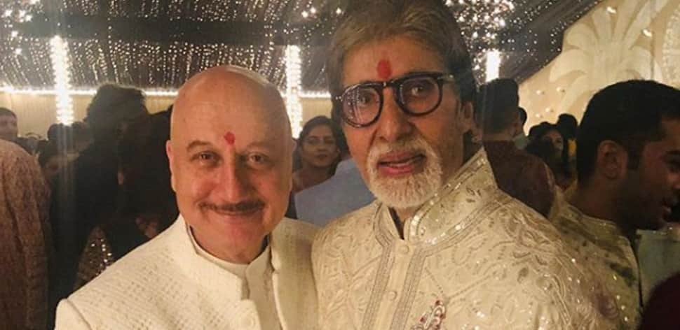 Amitabh Bachchan shared a funny picture with Boman Irani and Anupam Kher, said ye umra ka takaza hai