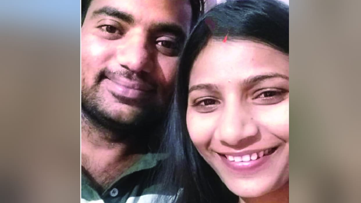 Couple commits suicide in noida after husband diagnosed last stage neck cancer
