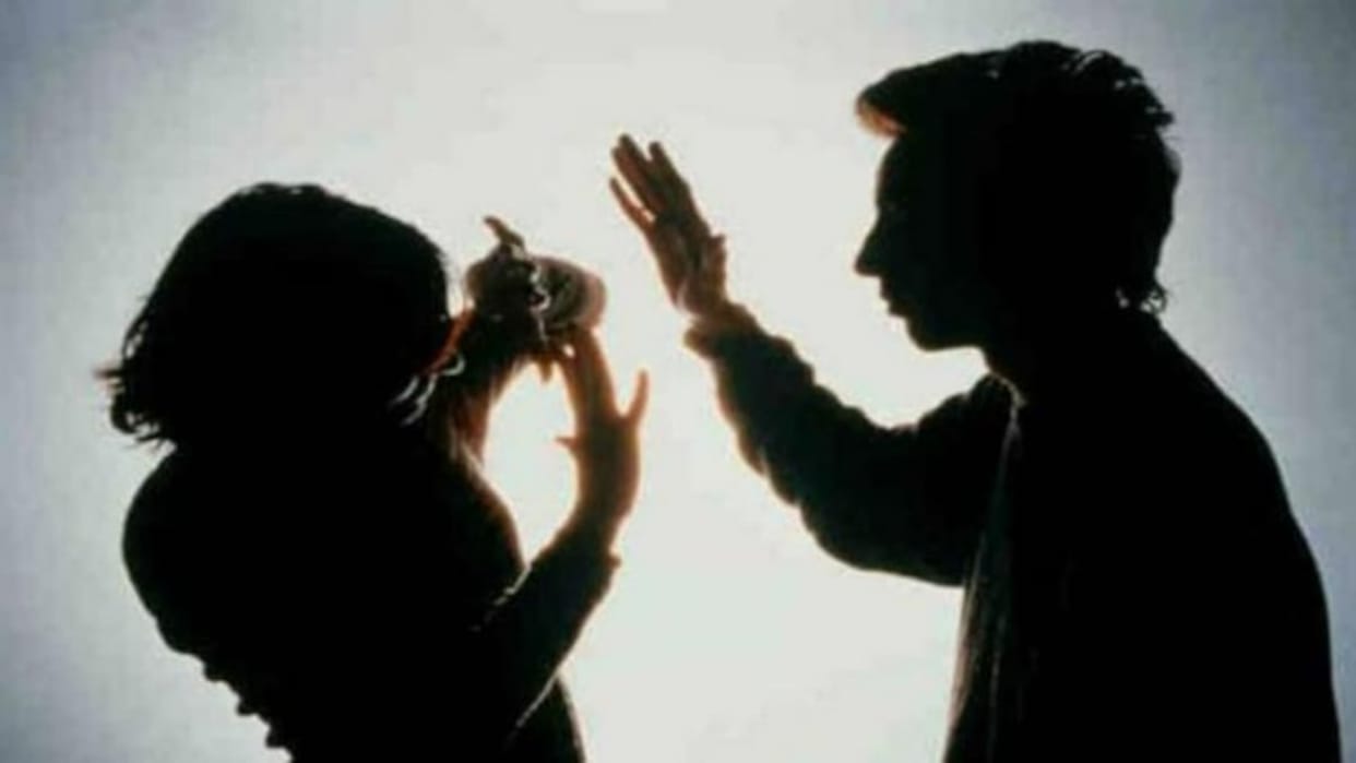 husband wanted to kill wife for dowry in Jhalawar