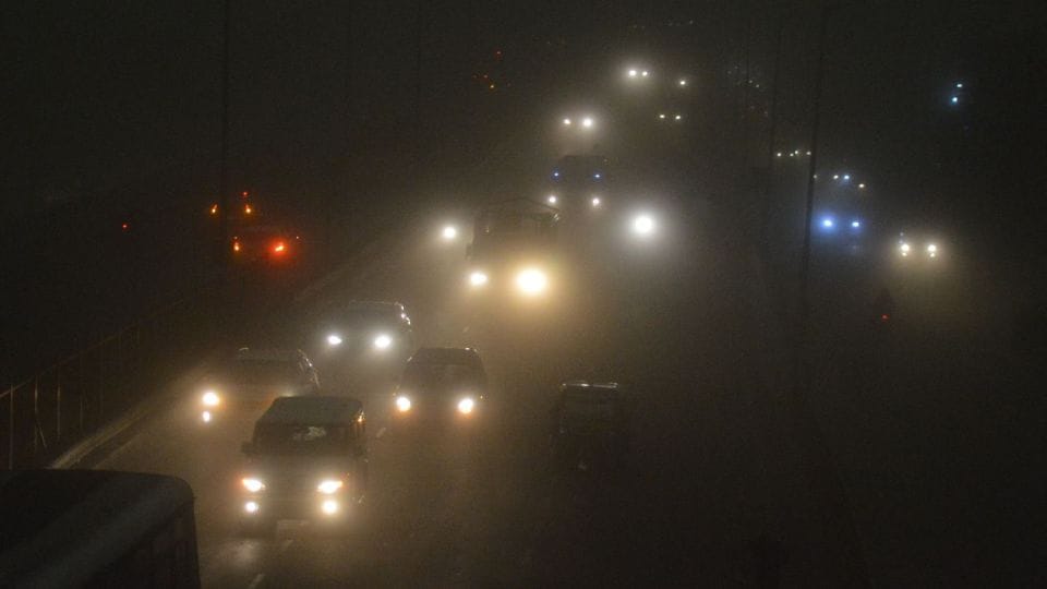 Power cut in Agra due to thunderstorm